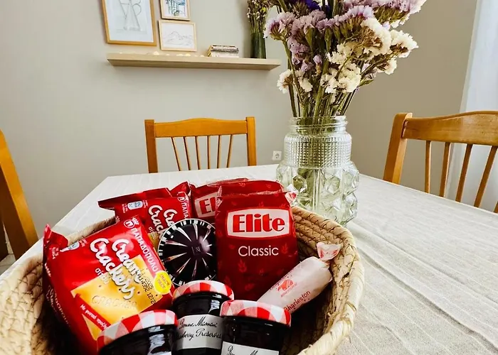 Vintage - Your Comfy Choice * Kalamata